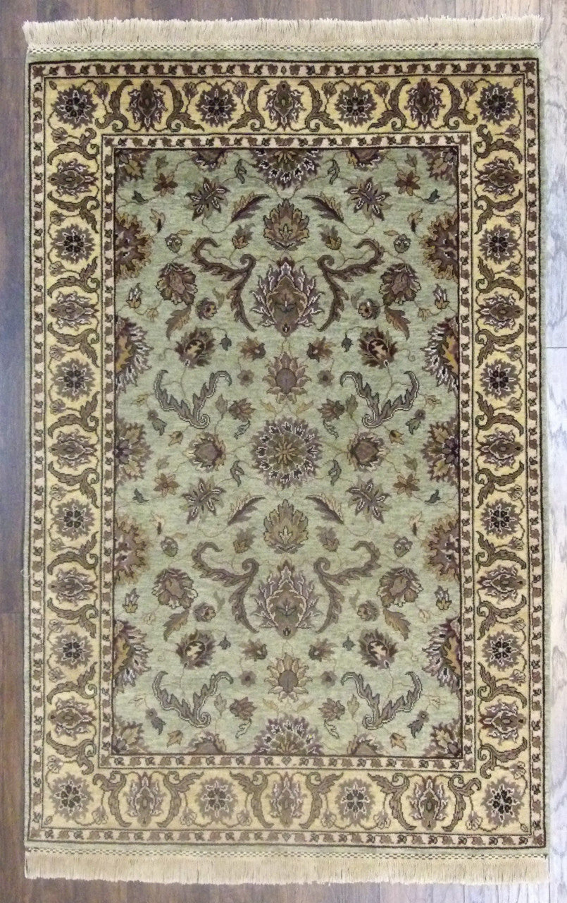 4x6 Persian Hand-Knotted Wool rug, Rug #101-664
