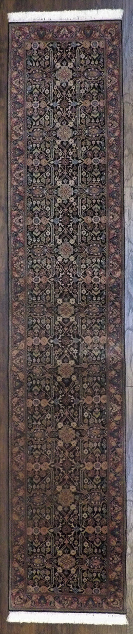 Traditional Hand-Knotted Wool rug, Rug #101-698