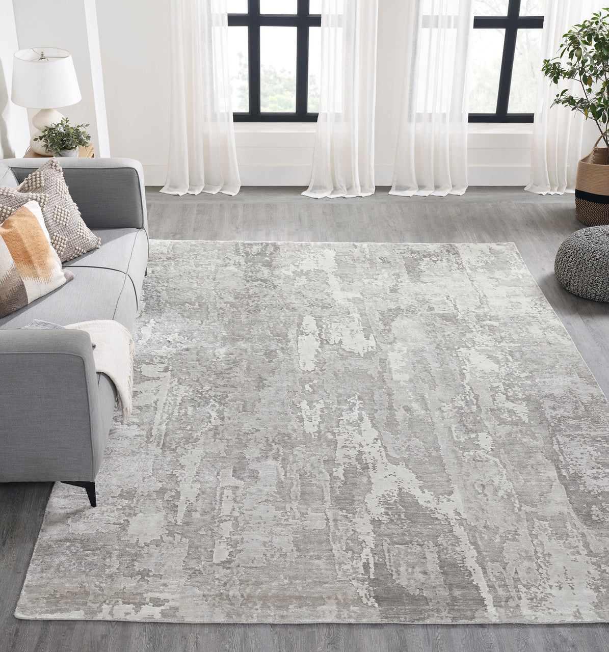8' x 10' Modern Hand-Knotted Silk rug, Rug #JN3040