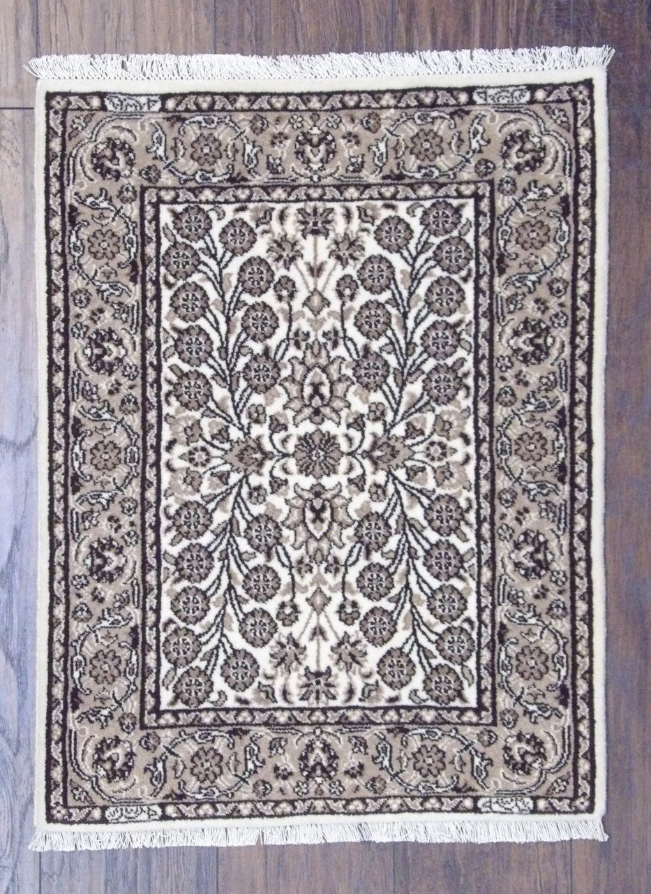 2x3 Traditional Hand-Knotted Silk rug, Rug #101-11060