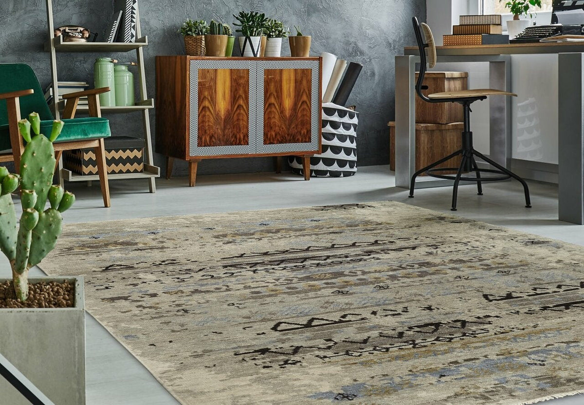 6' x 9' Transitional Hand-Knotted Silk rug, Rug #TS3271