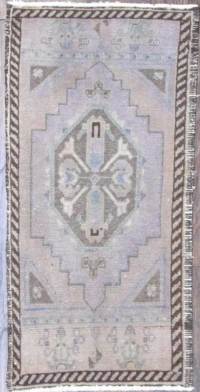 2x3 Vintage Hand-Knotted Wool rug, Rug #101-342