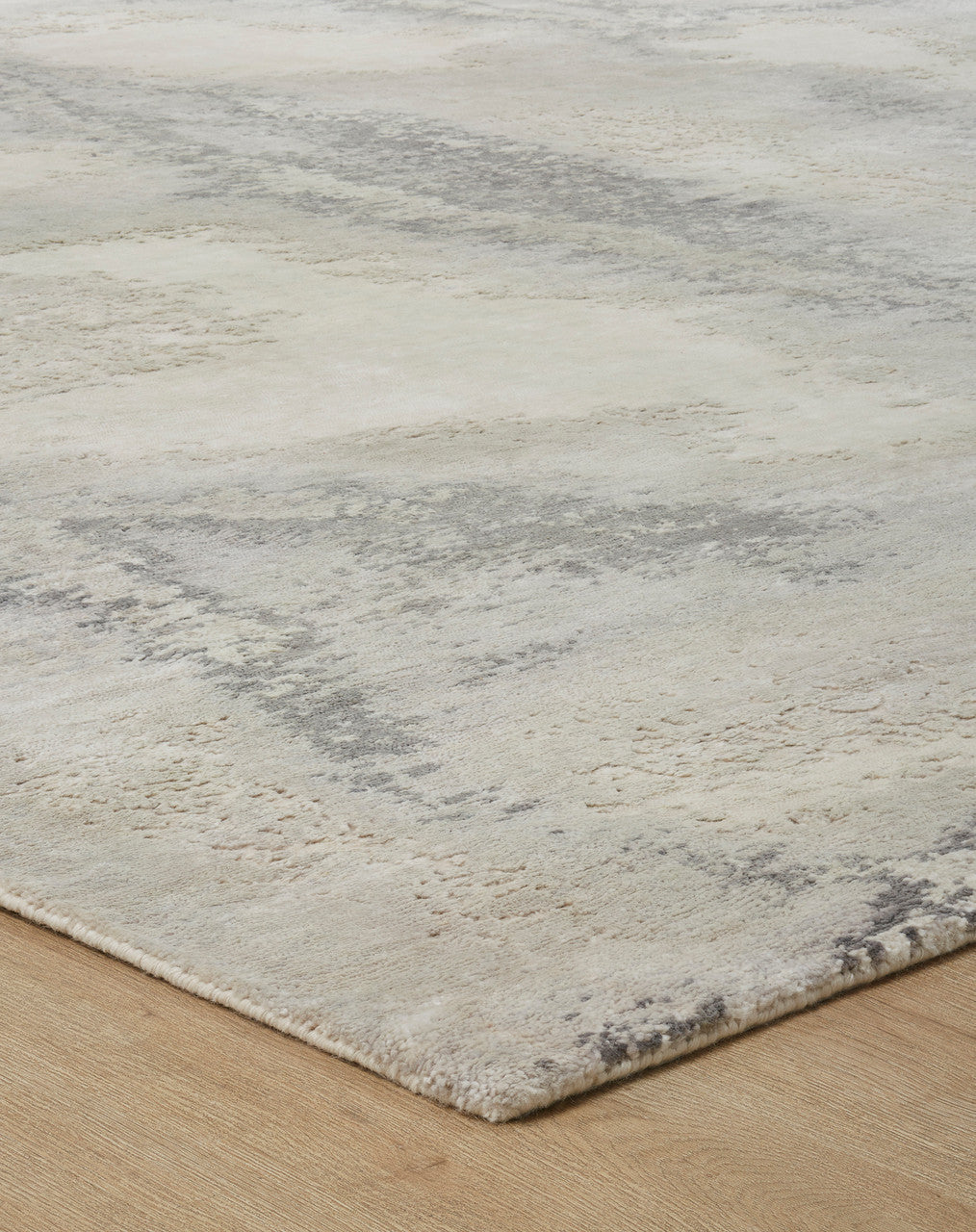3' x 5' Modern Hand-Knotted Silk rug, Rug #JN0850