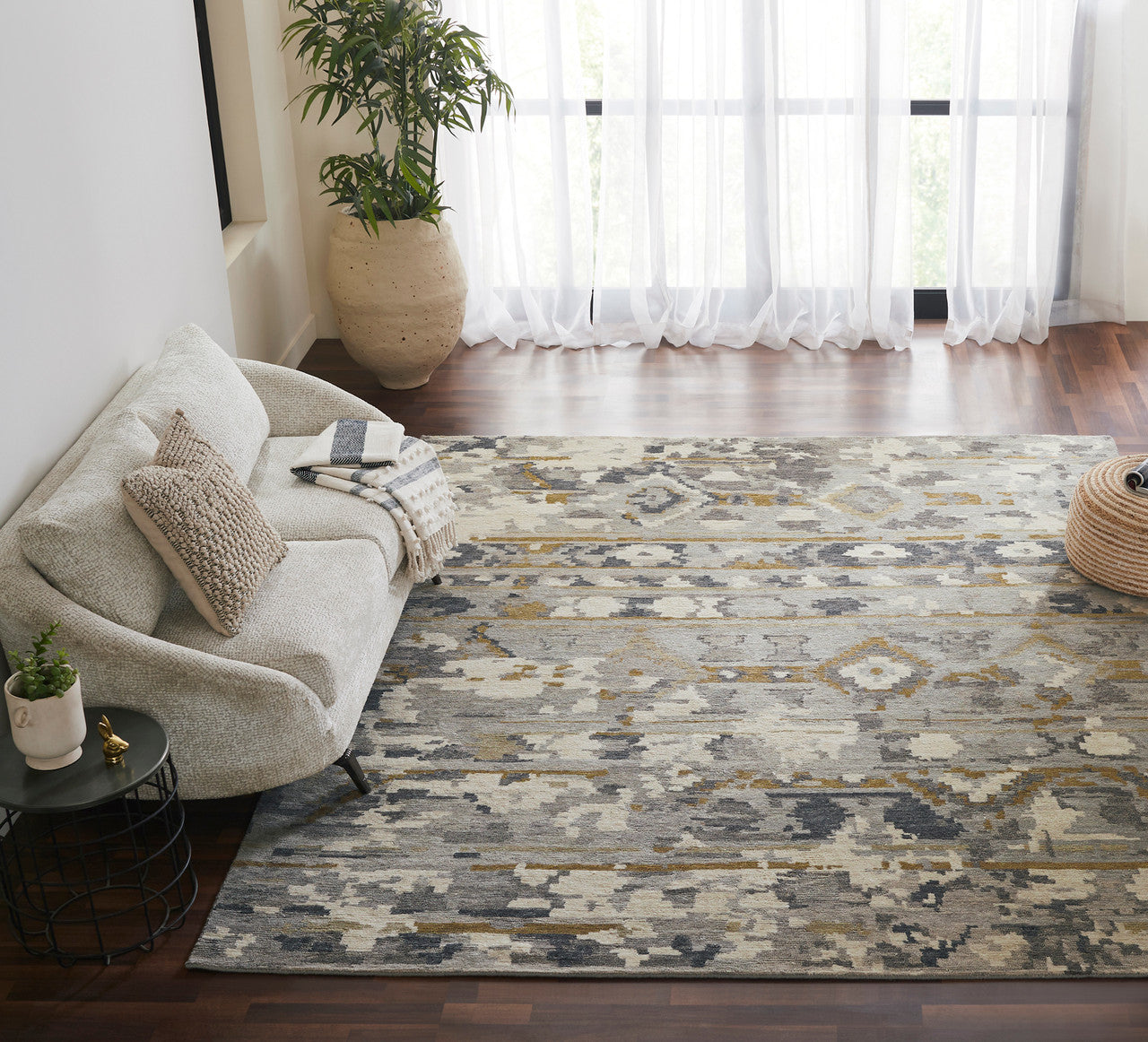 6' x 9' Southwestern Hand-Knotted Wool rug, Rug #MV7300