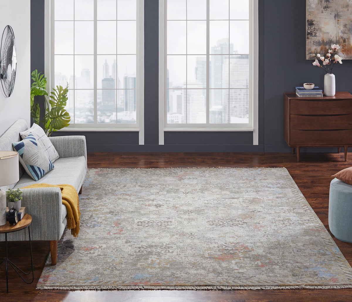 6' x 9' Transitional Hand-Knotted Silk rug, Rug #KH3480