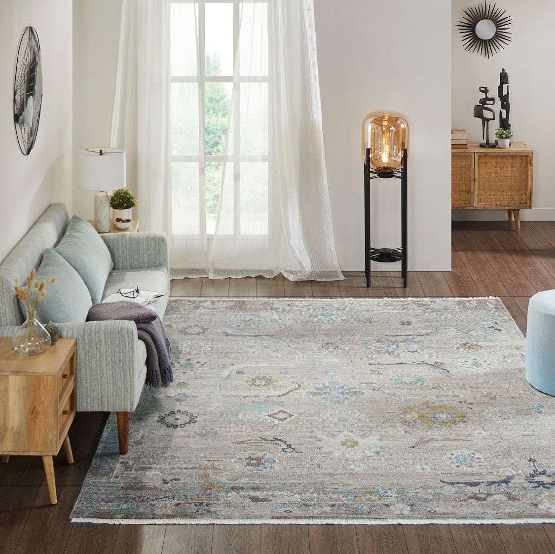 6' x 9' Transitional Hand-Knotted Silk rug, Rug #AM10010