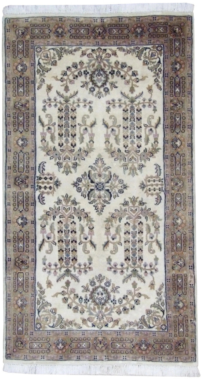 3x5 Traditional Hand-Knotted Wool rug, Rug #101-11209