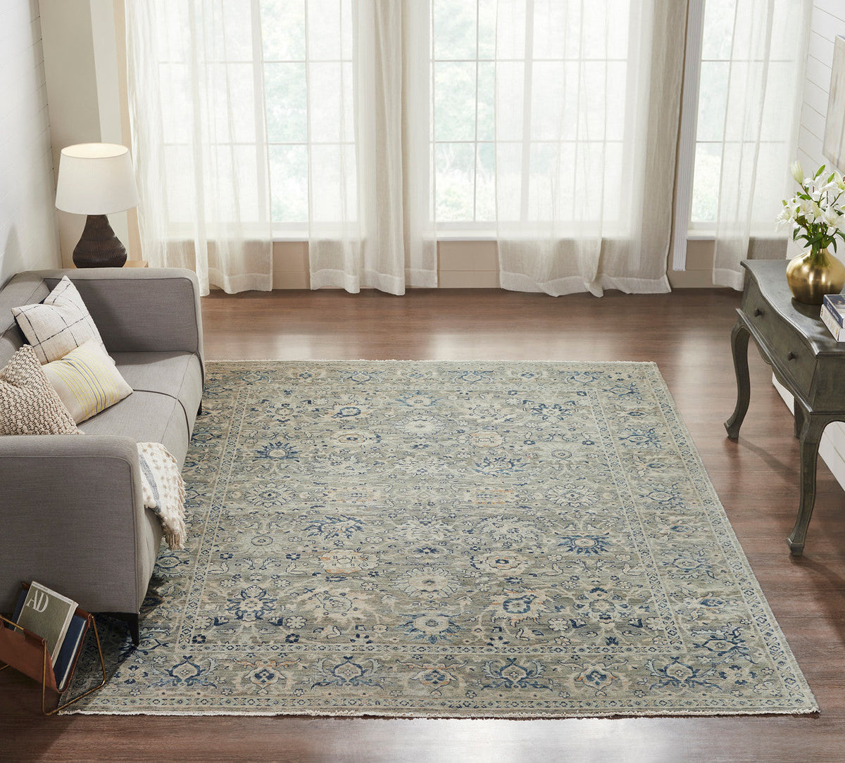 8' x 10' Transitional Hand-Knotted Wool rug, Rug #LR8140