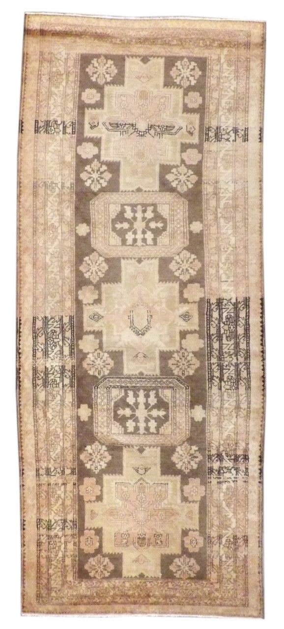 Antique Hand-Knotted Wool rug, Rug #101-1172