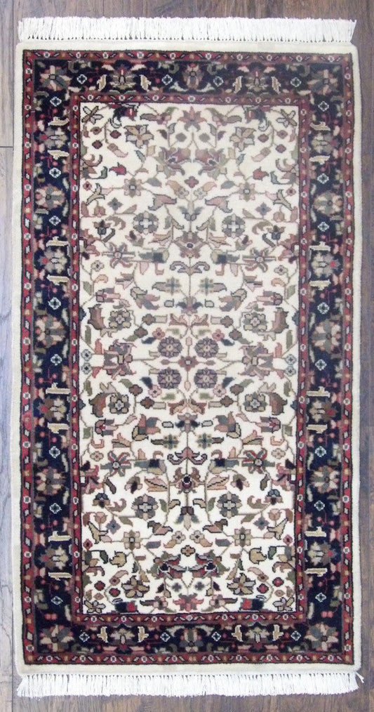 2x4 Traditional Hand-Knotted Wool rug, Rug #101-11196