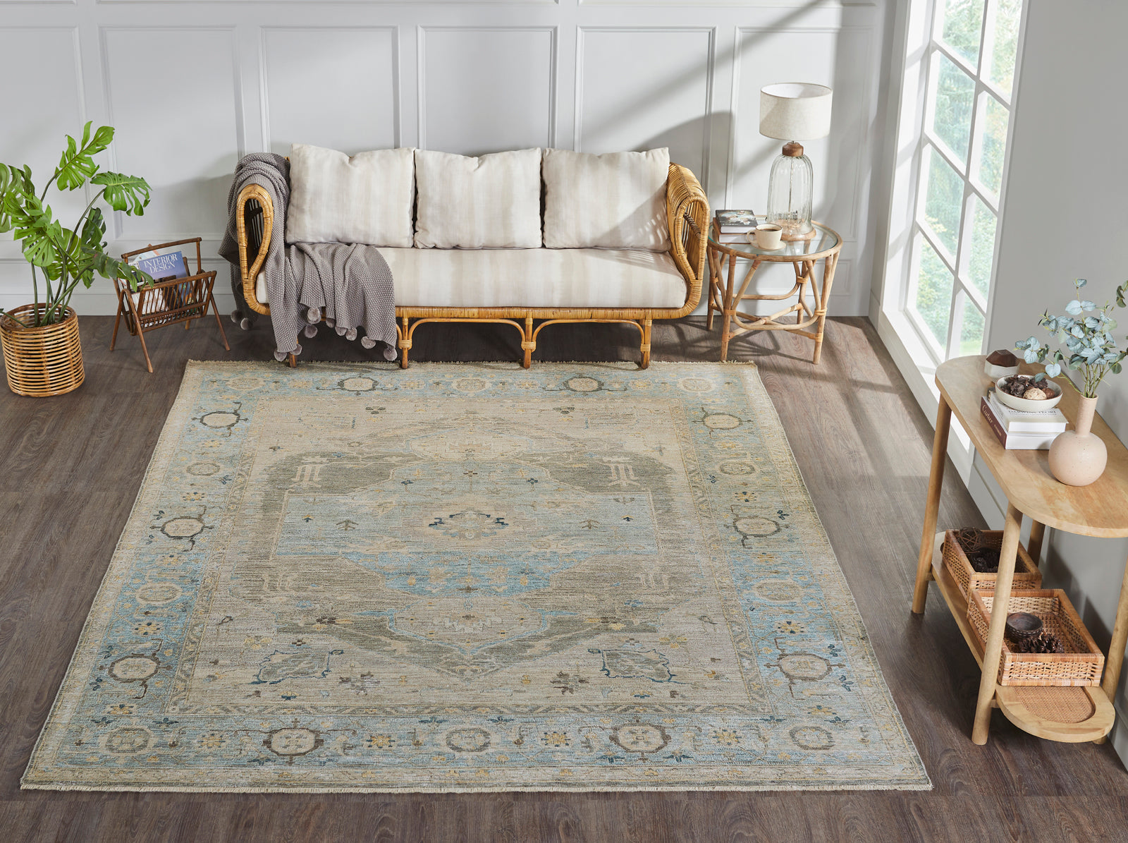8' x 10' Transitional Hand-Knotted Wool rug, Rug #AF12800