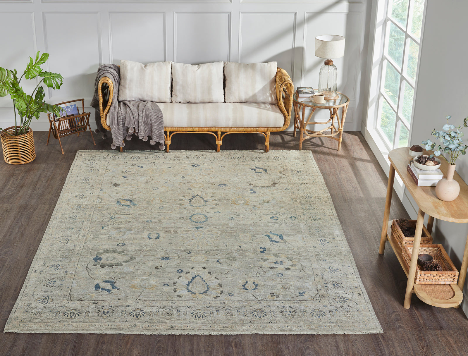 8' x 10' Transitional Hand-Knotted Wool rug, Rug #AF12850