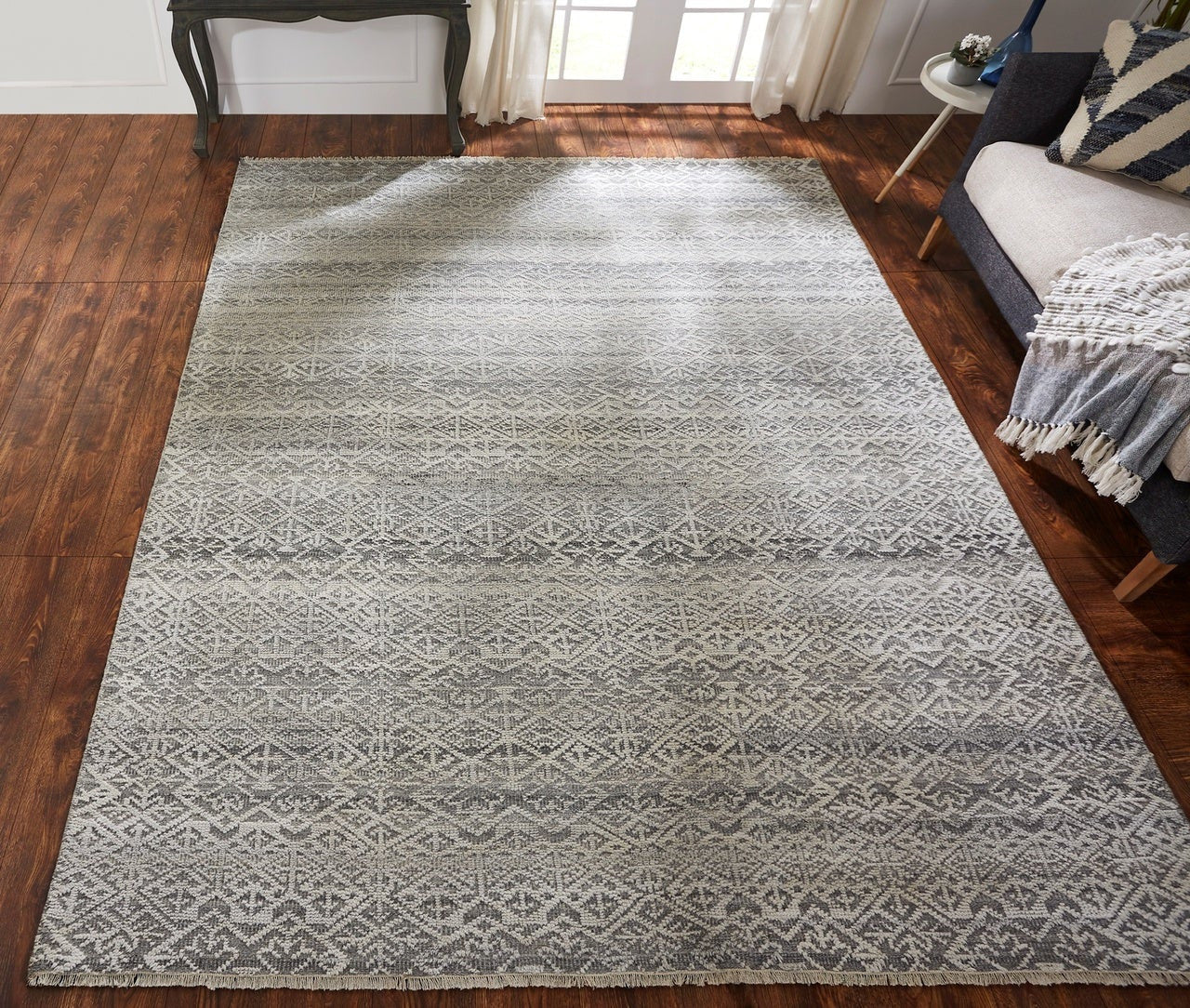 8' x 10' Transitional Hand-Knotted Wool rug, Rug #HV1361