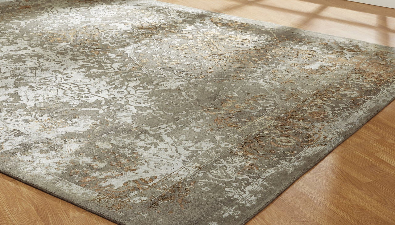 4' x 6' Transitional Hand-Knotted Silk rug, Rug #HZ4341