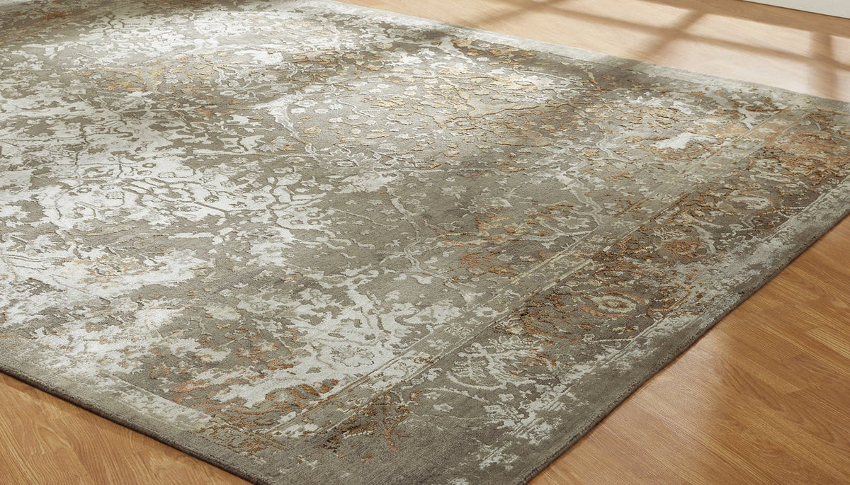 4' x 6' Transitional Hand-Knotted Silk rug, Rug #HZ4341