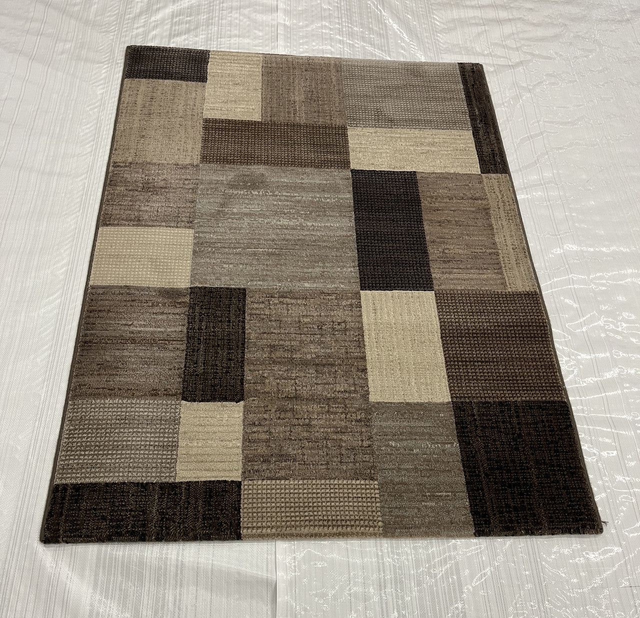 4x6 Modern Hand-Knotted Wool rug, Rug #EB-44