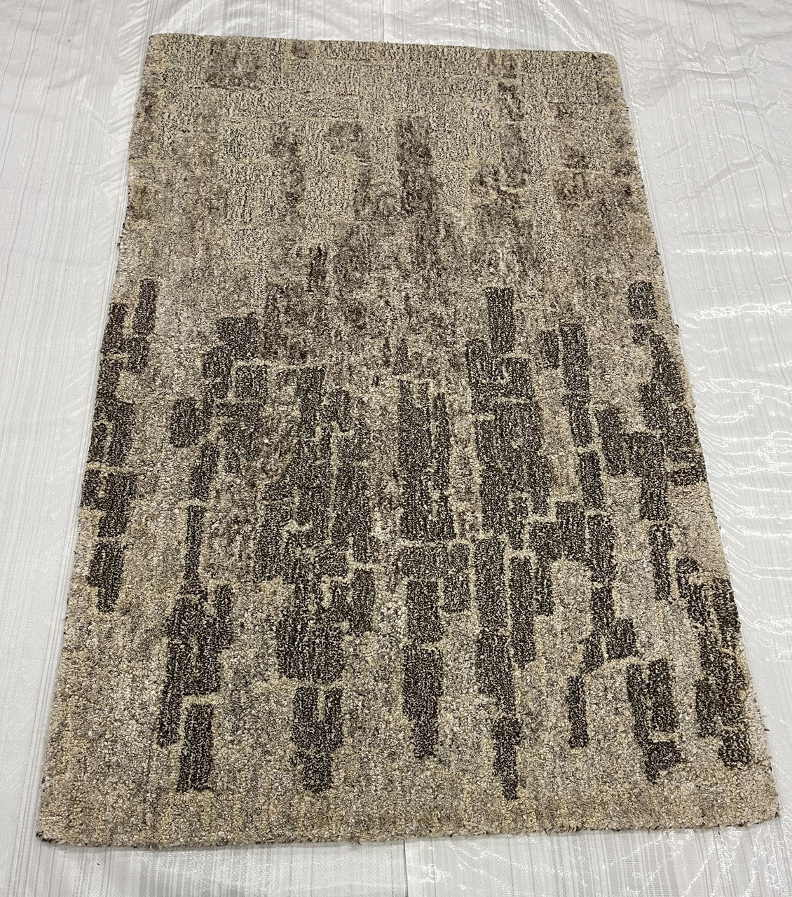4x6 Modern Hand-Knotted Wool rug, Rug #EB-59