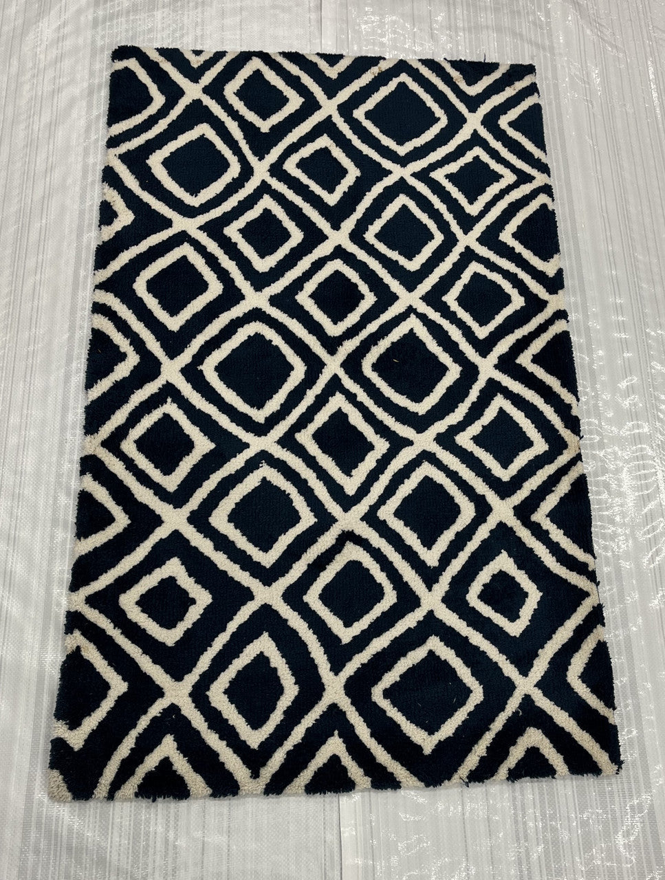 2x4 Modern Hand-Knotted Wool rug, Rug #EB-68