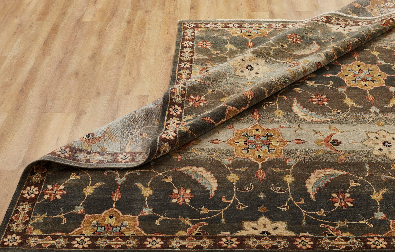5' x 7' Oushak Hand-Knotted Wool rug, Rug #MR5601