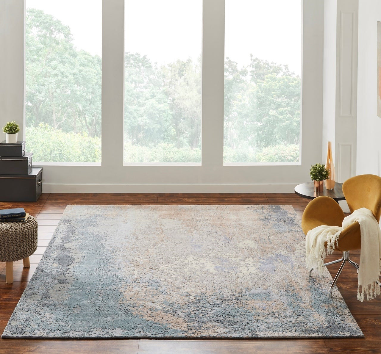 4' x 6' Modern Hand-Knotted Silk rug, Rug #PV9641