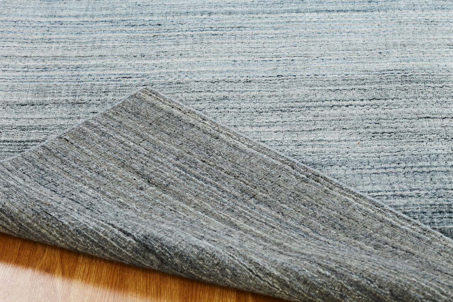 5'6" x 8'6" Transitional Hand Loom Silk rug, Rug #SE2081