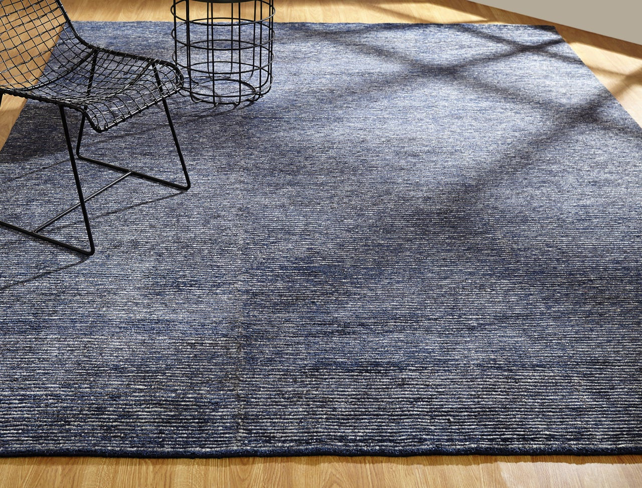6' x 9' Transitional Hand-Knotted Silk rug, Rug #VS6101