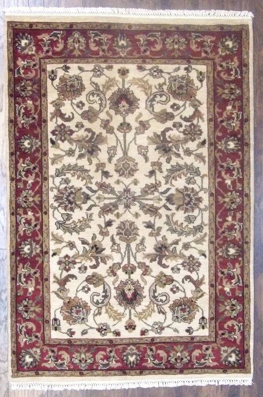 4x6 Traditional Hand-Knotted Wool rug, Rug #101-642