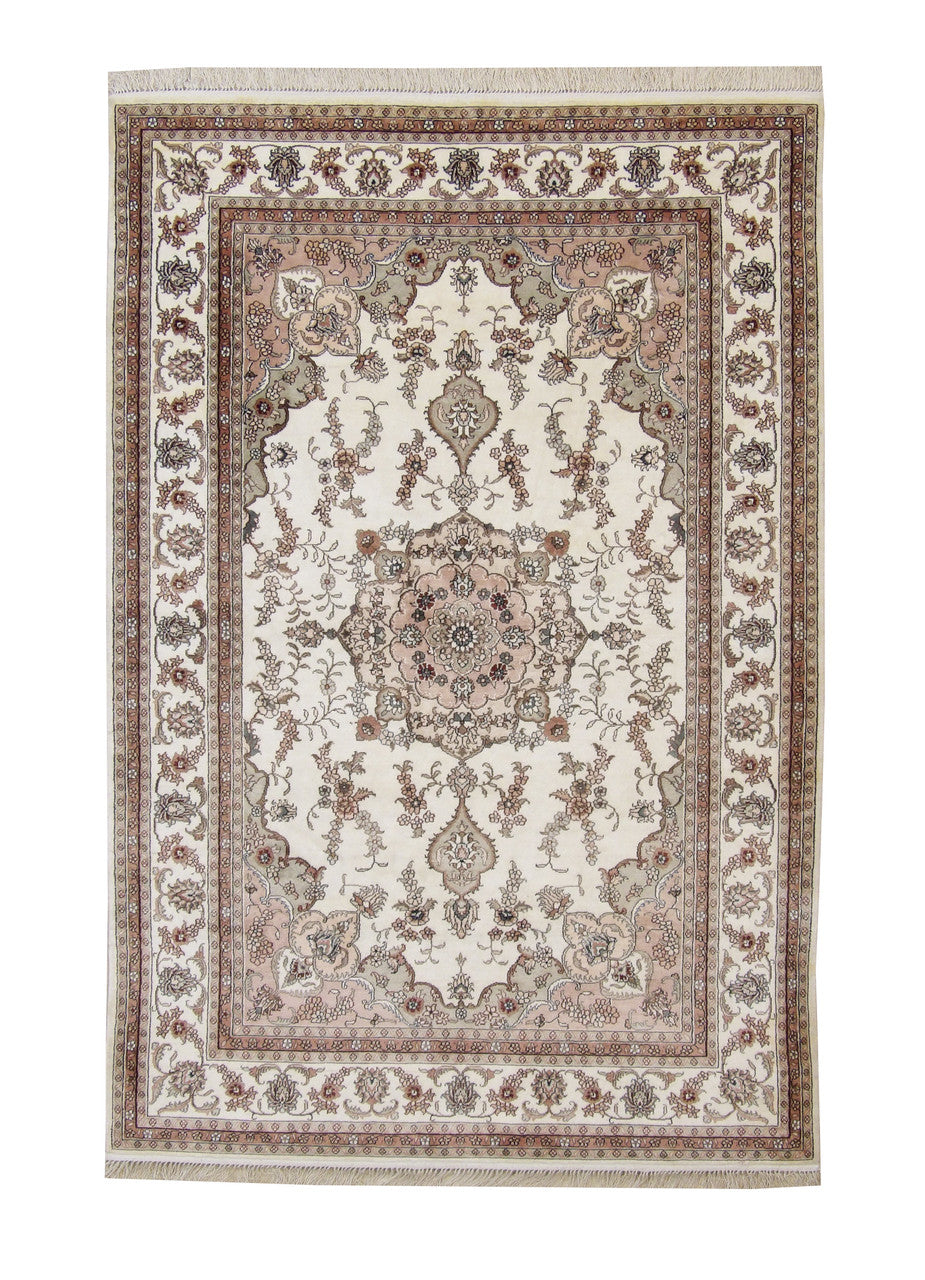 4x6 Traditional Hand-Knotted Silk rug, Rug #101-5049
