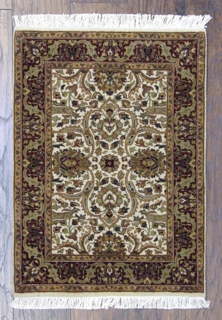 2x3 Traditional Hand-Knotted Wool rug, Rug #101-11062