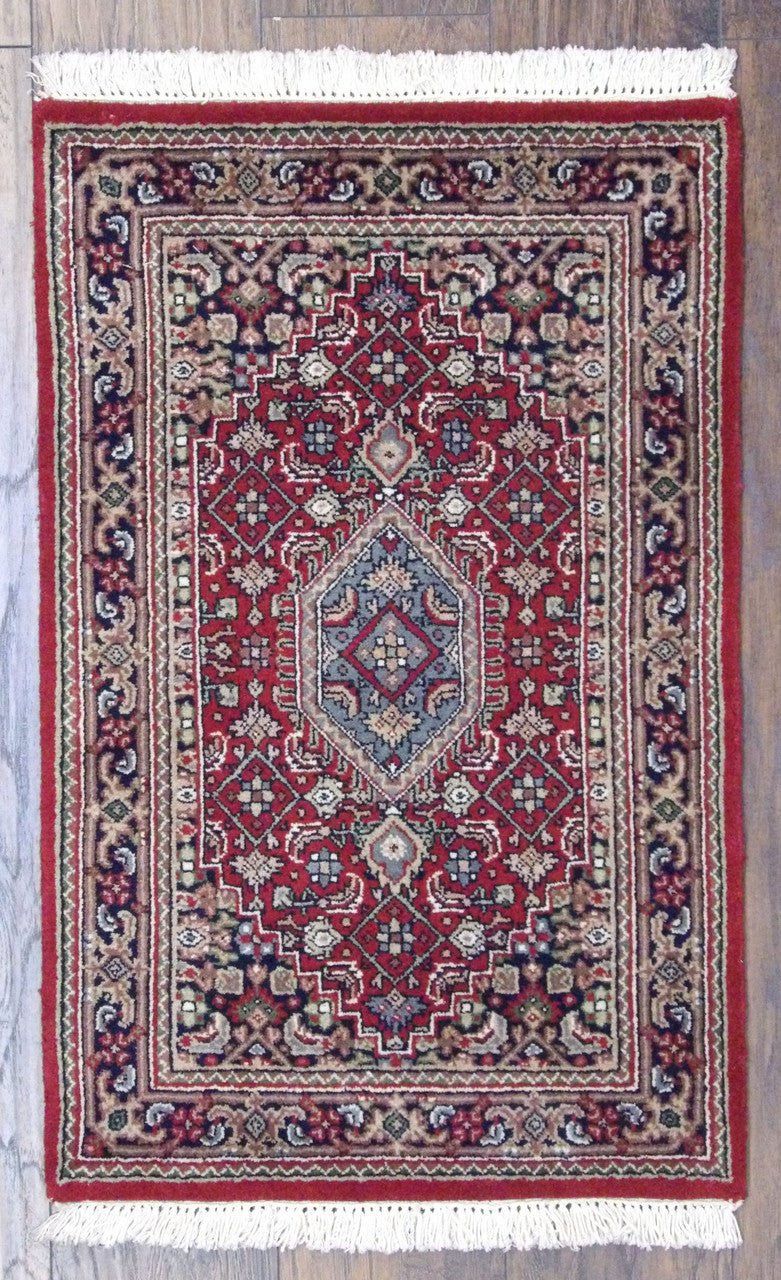 2x3 Traditional Hand-Knotted Wool rug, Rug #101-11059